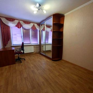 Комфортна квартира з меблями та технікою, ПЗР