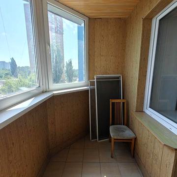 Здам в оренду 2к на Стешенків 3