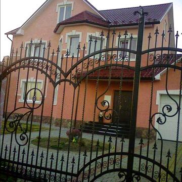 Продаж будинку біля Стрия