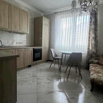 Генуезька вул., 3