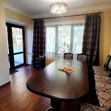 Здам будинок у сосновому лісі с.Малютянка.Підвал,генератор,тераса