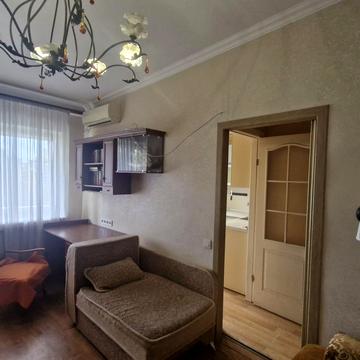 Решата Аметова вул., 13