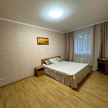 Олега Мудрака вул. (Генерала Наумова), 66