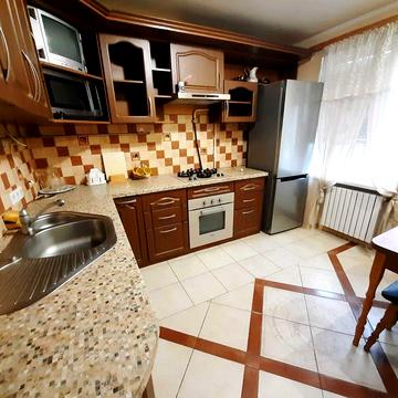 Сдам 2к ж/м Левобережный 3 рядом Караван, Березинская / пер. Вольный