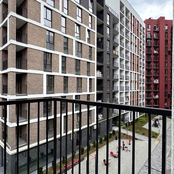 Лемківська вул., 9