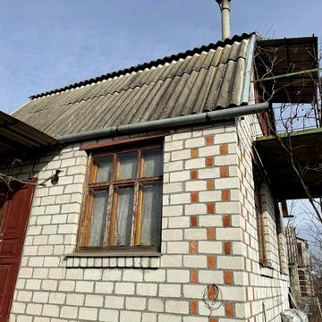 Дача біля річки(садове товариство)