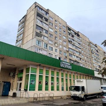 Наукова вул., 30