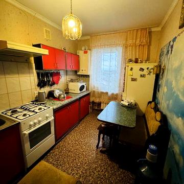Продам двох квмнатну на Бамі.у м.Новий Розділ.