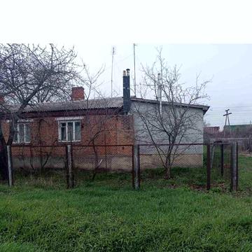 Продам дом м.Берестин , район ЖД