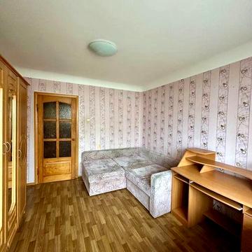 Продам 2-кімнатну квартиру покращеного планування. Центр.
