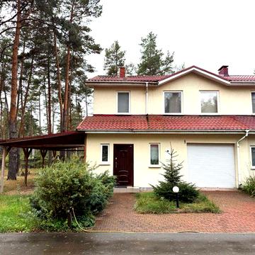 Продаж будинку в закритому котеджному містечку в Хотянівці.