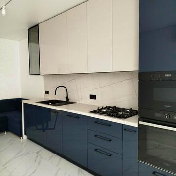 1-й Миру пров., 1