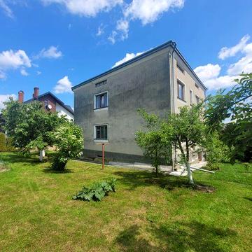 Продаж цегляного будинку в передмісті Трускавця