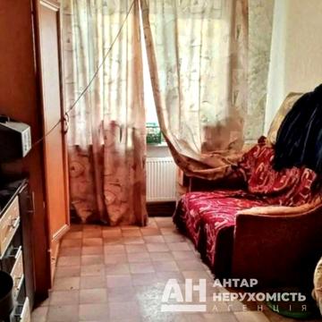 Незалежності вул. (Космонавта Попова), 20
