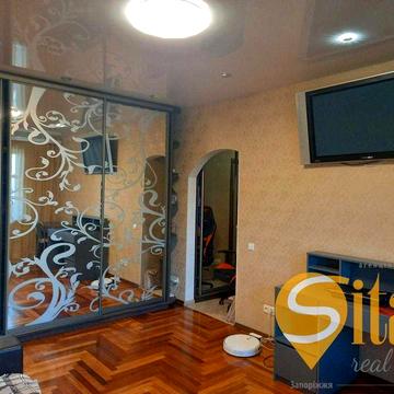 2 кімнатна з ремонтом по вул. Запорізька  (020)