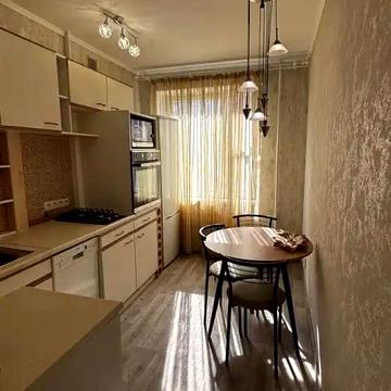 Миру просп., 6