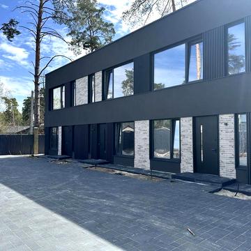Продам Таунхаус в Центрі Міста. Готові Документи. Підключено Газ.