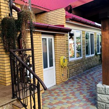 Яна Гуса вул.