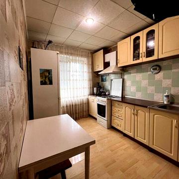 Сдам 2 комнатную квартиру, улица Менахем-Мендл Шнеерсона, 11