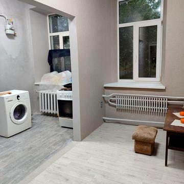 Продам 2 кв в центрі Баварії