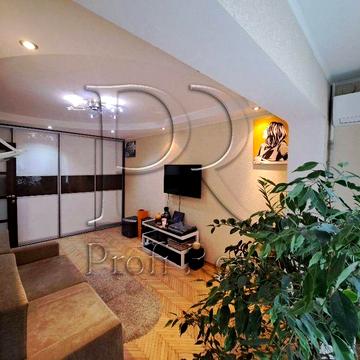 Без %! Продаж  1 кімн. квартири біля метро вулиця Юлії Здановської 30/