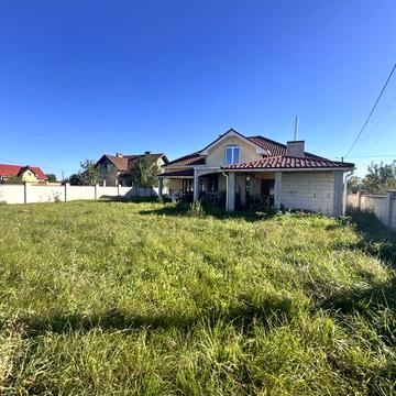 Продам будинок з чудовим краєвидом передмістя Івано-Франківська