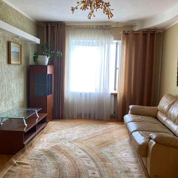 Трикімнатна проспект Петра Григоренка 5. Метро Позняки 6 хв