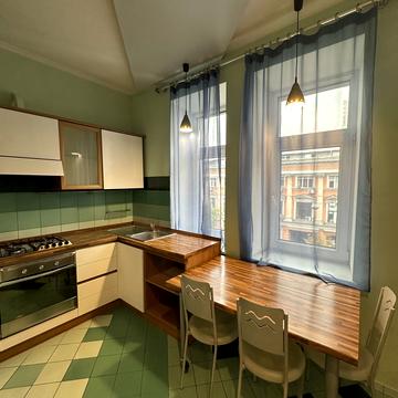 Симона Петлюри вул. (Комінтерну), 7/9