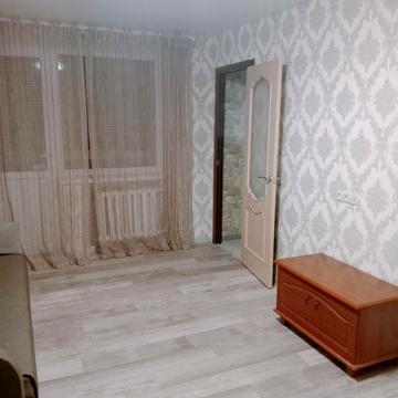 Богдана Хмельницького просп. (Героїв Сталінграда), 18