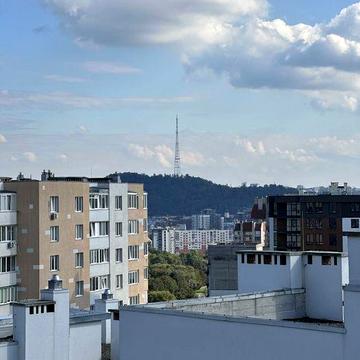 Продаж 3-х кімнатної квартири в заселеній новобудові в ЖК Auroom Tower ЖК Auroom Tower