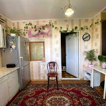 1-кімнатна квартира, цегляний будинок. 4-5 ст. В Фонтана