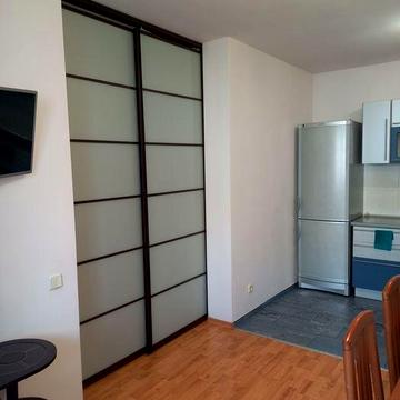 3 кім. 93 м.кв.+паркомісце