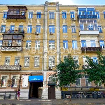 Артема33а Дореволюційний будинок з ліфтом  Н = 3.8 м, вікна у двір