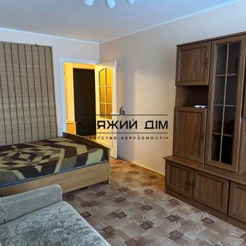 Митрополита Василя Липківського вул. (Урицького), 32