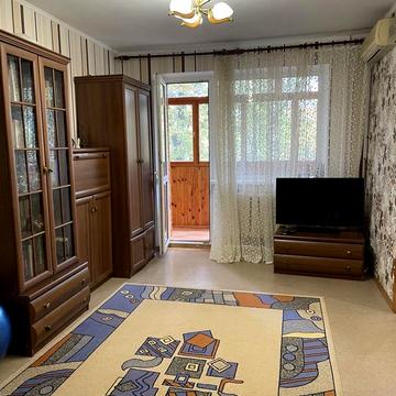 Тракторобудівників просп., 132