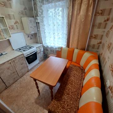 Героїв України просп. (Героїв Сталінграду), 20Г
