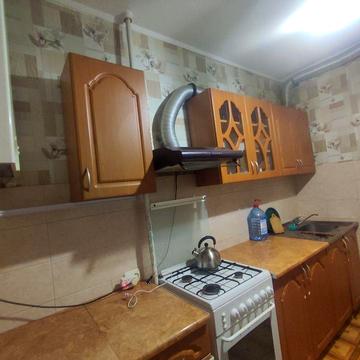 Здається трикімнатна квартира