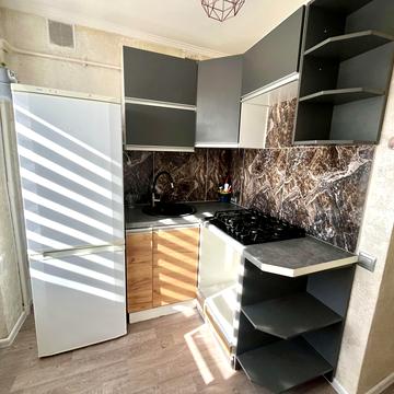 Незалежності вул., 36