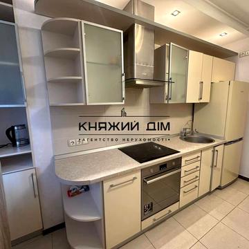 Дніпровська набережна вул., 26-І