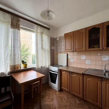 Оренда 2к. квартири по вул. Харківське шосе, 174, метро Вирлиця.