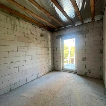 Сімї Красовських, 16 У