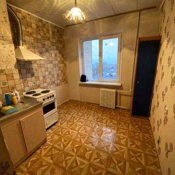 СРОЧНО! 3к. по цене 2 к. в жилом состоянии, возле Северного рынка!