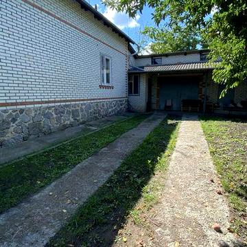 Продам ,будинок  на дві сімʼї в  Опішні !Телефонуйте на вайбер!!!