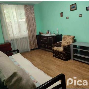 Продаж 1-к квартири в житловому стані вул.Суворова