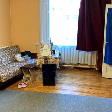 Продаж квартири ( або приватного будинку-окремо ) в центрі міста