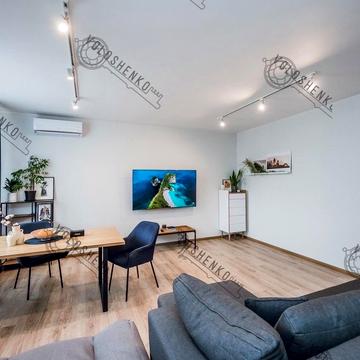 Європейського Союзу просп. (Правди), 41-Г