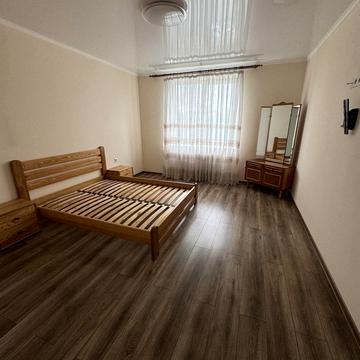 Роксоляни вул., 43б