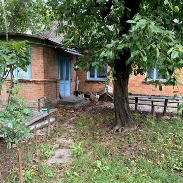 Продам будинок цегляний