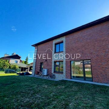 Лісова вул.