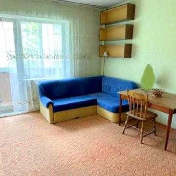 Йорданська вул. (Лайоша Гавро), 3